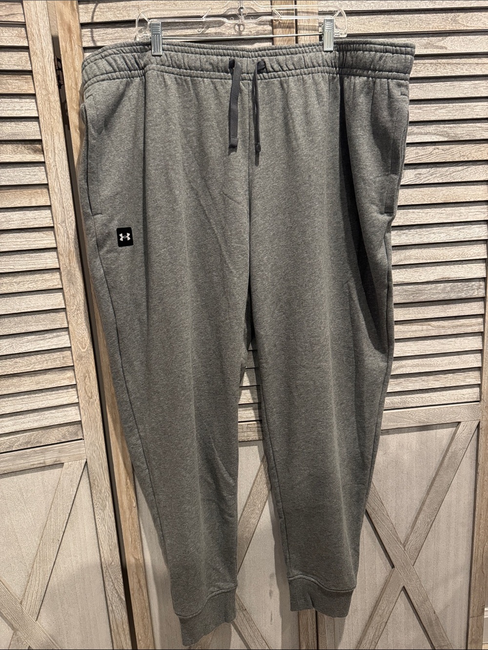 Under Armour Men's loose Charcoal Gray Fleece Joggers size 4XLT
